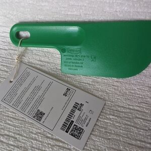 IKEA 7" Vibrant Green Kitchen Spatula Scraper Precision And Easy To Hold